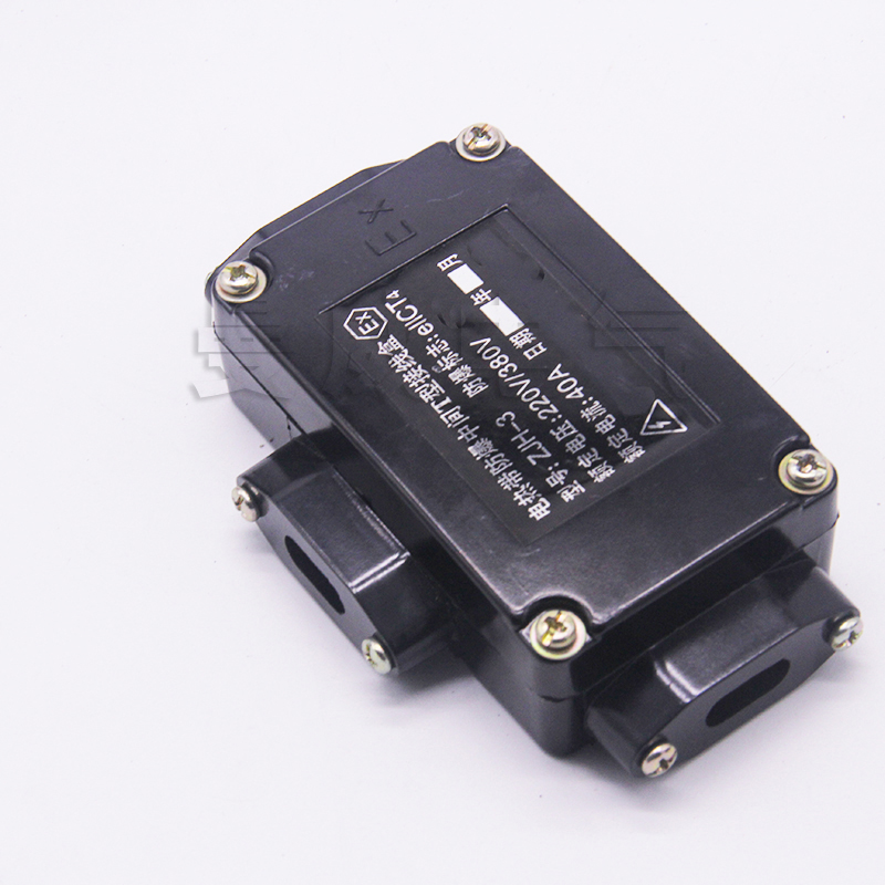 16573301498413.jpg BHT防爆三通接线盒.jpg